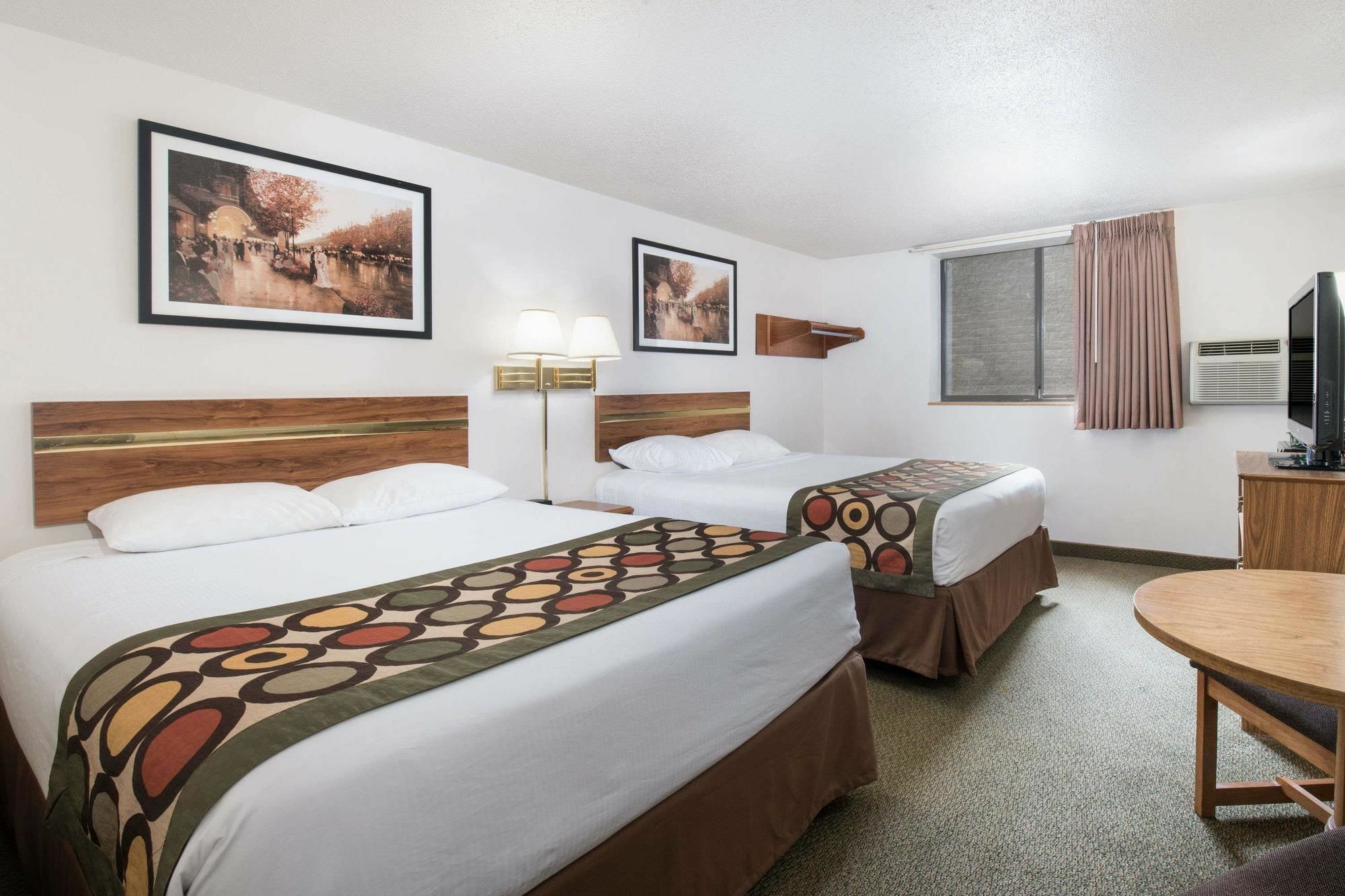 Serena Inn & Suites Of Rapid City Exteriér fotografie